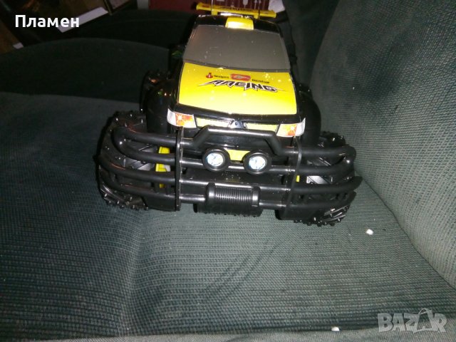Радиоуправляема кола джип с безжично дистанционно мащаб 1:18, снимка 11 - Електрически играчки - 38856593