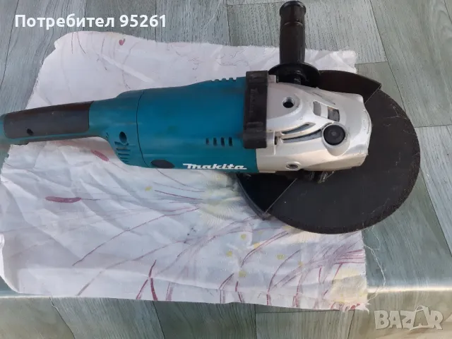 Ъглошлайф макита GA9020, снимка 3 - Други инструменти - 48756213