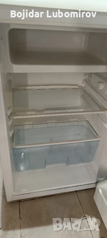 малък хладилник с камера , снимка 3 - Хладилници - 52062749