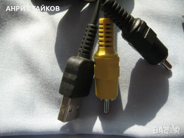 Продавам оригинални кабели на SONY за прехвърляне на снимки, снимка 5 - Чанти, стативи, аксесоари - 48505790