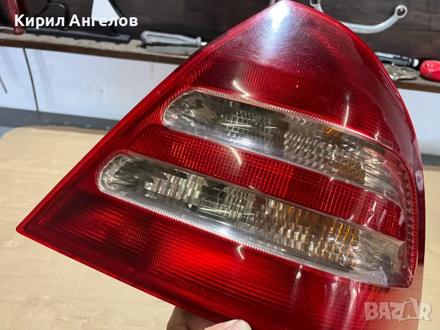 Десен стоп за Mercedes C-class W203 седан (преди фейс), снимка 3 - Части - 56056341