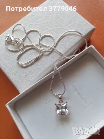 Колие с кристал, снимка 2 - Колиета, медальони, синджири - 50322392