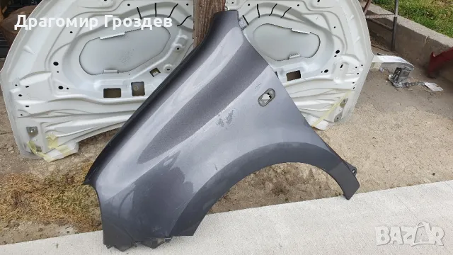 Оригинален преден ляв калник за Renault Twingo III / Рено Туинго (2014-2019)