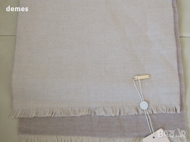 Фин двулицев шал 100% кашмир, Монголия, снимка 2 - Шалове - 35807826