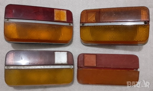 Продавам задни стопове и стъкло за десен стоп Лада ВАЗ 2103