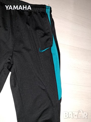 Nike  Barselona. Юношеско Долнище  XL, снимка 2 - Детски анцузи и суичери - 40646212