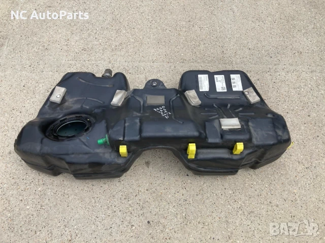 Резервоар за Ягуар Jaguar XF 2.0 дизел 204DTD GX63-9K007-DG 2017, снимка 2 - Части - 51016956