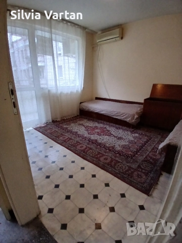 Персийски килим, снимка 9 - Килими - 52323988