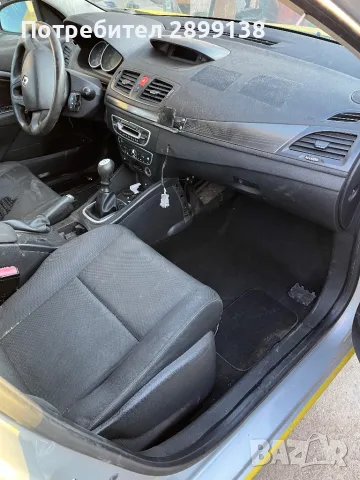 Рено Меган 3 1.6 газ бензин 2009, снимка 8 - Автомобили и джипове - 48178321