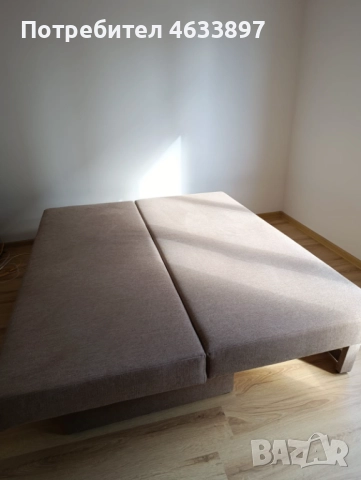 Диван разтегателен с три възглавници , снимка 3 - Дивани и мека мебел - 52189713
