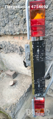 Багажник за 2 велосипеда за теглич – със светлини и стойка за номер, снимка 3 - Аксесоари и консумативи - 53719917