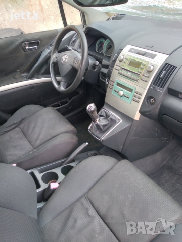 Тойота корола версо 2.0 d4d 116 на части, снимка 6 - Автомобили и джипове - 36104509