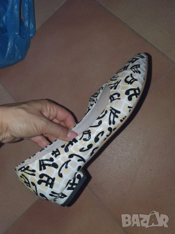 Miu Miu обувки, снимка 3 - Дамски ежедневни обувки - 41344012
