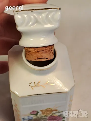 порцеланова бутилка с цветя 25/3, снимка 3 - Декорация за дома - 50090380