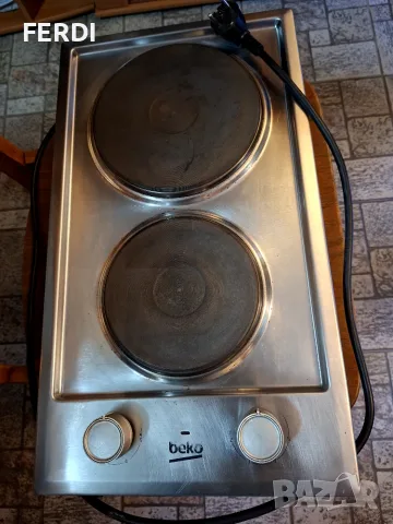 Котлон за вграждане БЕКО с две керамични плочи