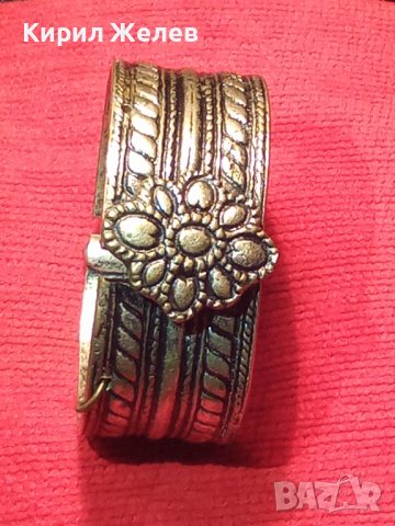 СТАРА БРОНЗОВА ФЛОРАЛНО ОРНАМЕНТИРАНА ВЪЗРОЖДЕНСКА РЯДКА ГРИВНА ПОСРЕБРЕНА 2204, снимка 4 - Антикварни и старинни предмети - 31720368