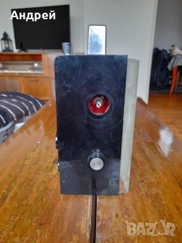 Старо радио,радиоприемник ВЕФ,VEF 12, снимка 3 - Антикварни и старинни предмети - 53009705