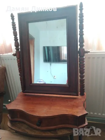 Отлична ретро тоалетка огледало с чекмедже 