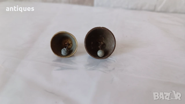 Две стари месингови камбани от соц-а, снимка 2 - Антикварни и старинни предмети - 53029538