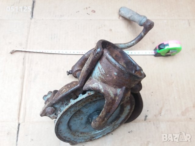 отлично работеща машинка за мелене на царевица , снимка 16 - Антикварни и старинни предмети - 34511721