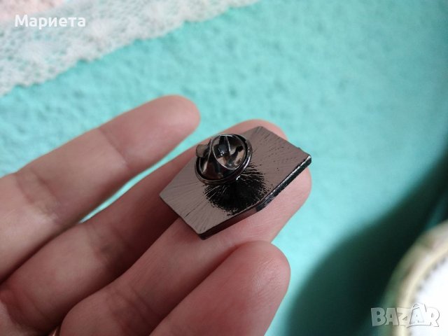 Пинче Рубик Кубче Брошка Значка Аксесоар Бужута , снимка 3 - Други - 41349176