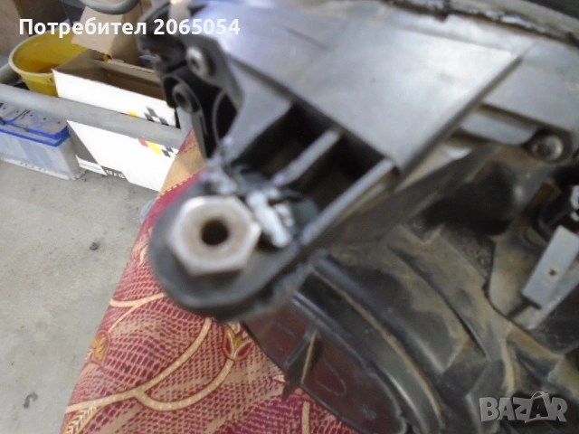 Фар ляв за мерцедес Е класа W211, снимка 4 - Части - 53678548