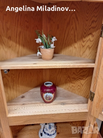 Винтидж ъглова витрина масив, снимка 7 - Секции и витрини - 51607102