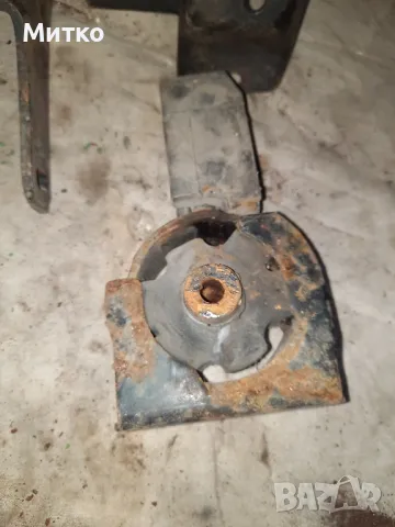 Тампони за двигателя за Тойота РАВ 4 2000 до 2005г.Toyota Rav 4, снимка 9 - Части - 48766740