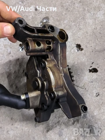 Маслена помпа за Голф 5 Ауди А3 1.6 фси VW Golf 5 Audi A3 8P 1.6 FSI Passat Touran 03C115105H, снимка 4 - Части - 50527868