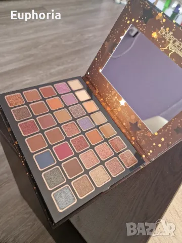 Палитра със сенки