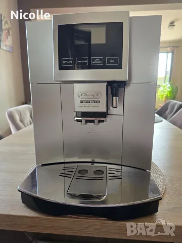 Кафеавтомат De'Longhi Perfecta Cappuccino Graphic Touch (ESAM 5600) + Оригинална кана за мляко