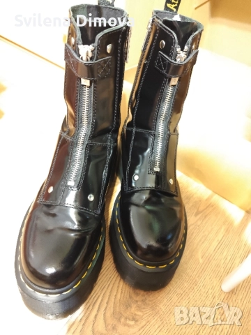 Боти Dr. Martens естествена кожа, снимка 3 - Дамски боти - 52134278