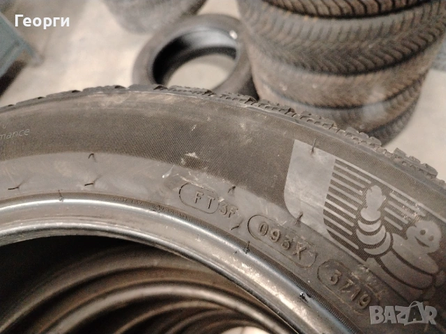 4бр.зимни гуми 215/55/17 Michelin, снимка 5 - Гуми и джанти - 53213912