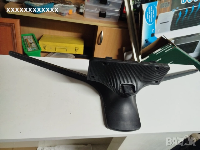 стойка за телевизор 4 броя samsung telefunken, снимка 2 - Части и Платки - 53238135