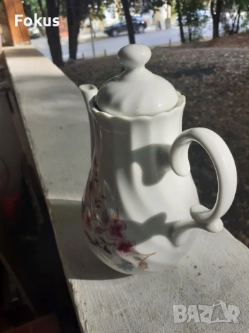 Страхотна кана български порцелан с печати, снимка 3 - Антикварни и старинни предмети - 53461049