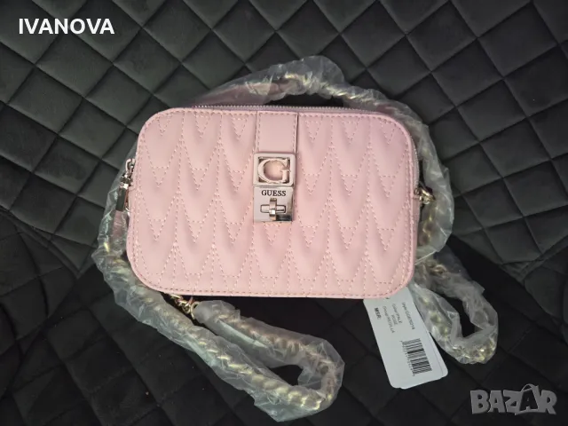 Кросбоди розова чанта Guess, нова, снимка 3 - Чанти - 50080036