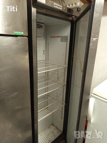 Професионален хладилник