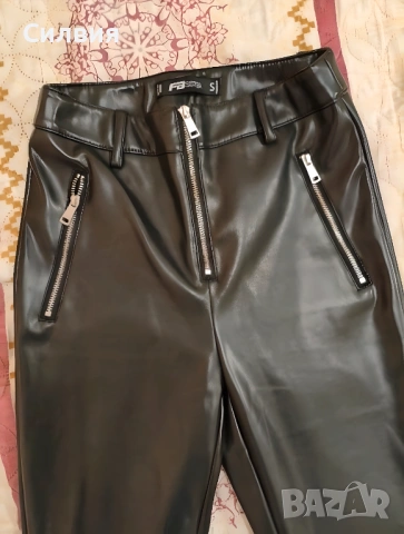 Нов страхотен черен лъскав кожен панталон "FB" с ципове, размер S