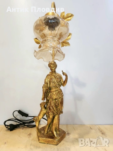 Декоративна настолна лампа с женска фигура, снимка 8 - Настолни лампи - 53108330