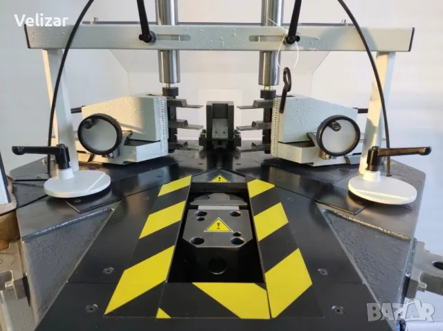 Автоматична ъглонабивна машина Pressta Eisele 2000 Германия, снимка 7 - Други машини и части - 49860492