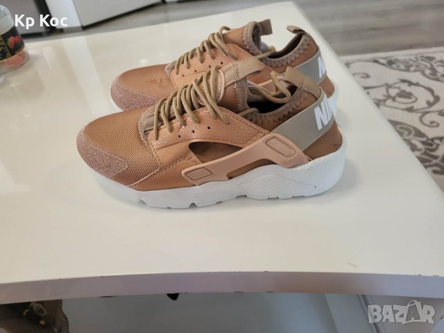 маратонки Nike Huarache оранжево, снимка 1 - Маратонки - 42188624