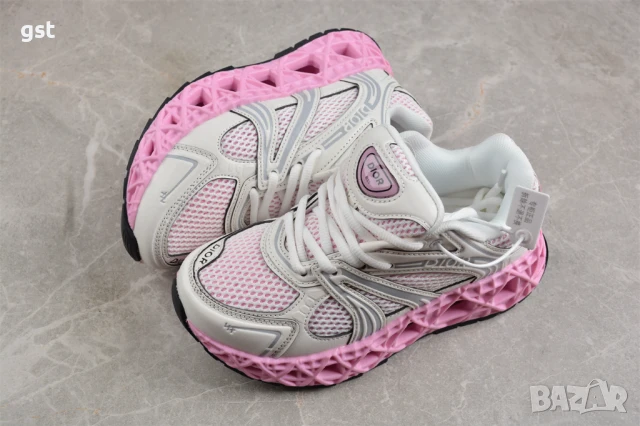 Изключително Редки Dior x Kaws дизайнерски дамски маратонки кецове , снимка 1