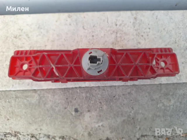 Трети Стоп На Задния Капак За Mazda 626 GF Hatchbak 1998-2002 Година Мазда 626 Хечбек , снимка 3 - Части - 48025742