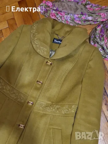 Красиво и изискано палто на българската фирма Яша
30% кашмир, 70% вълна , снимка 6 - Палта, манта - 48989129