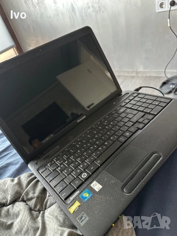 Лаптоп Toshiba, снимка 2 - Лаптопи за работа - 51693548