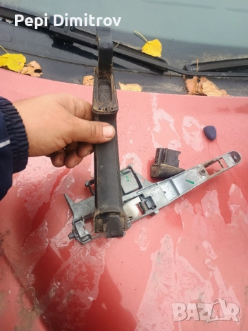 Предна дясна  дръжка + основа за отваряне врата Peugeot 207 (2006-2015, Пежо 207, снимка 2 - Части - 51982652