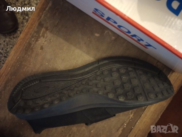 Спортни обувки, снимка 2 - Маратонки - 40137126