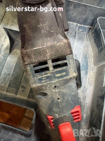 Перфоратор BOSCH  GBH 220, снимка 4 - Перфоратори - 53637099