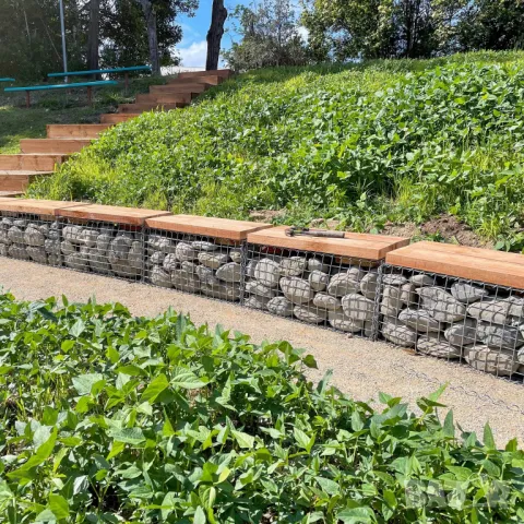 Габиони декорация в градината --Мебели, маса, пейка, столче --Интериор, барбекю, езерце, водопад.. , снимка 7 - Градински мебели, декорация  - 47530970