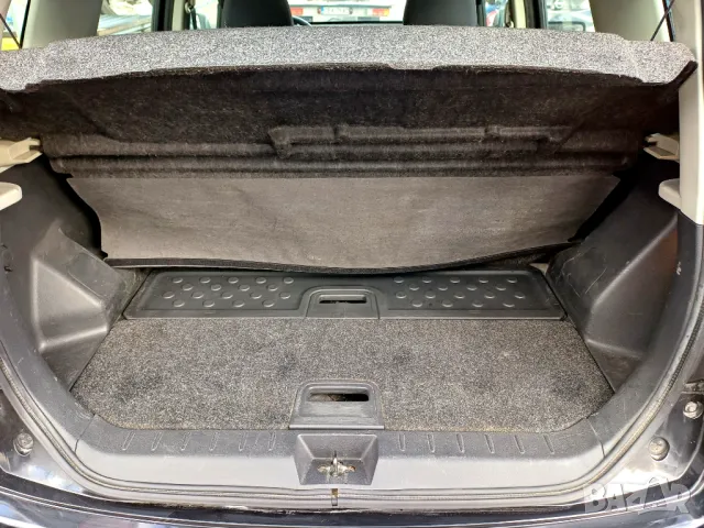 Nissan Note 1.4 LPG 2010-6500лв, снимка 16 - Автомобили и джипове - 48293985